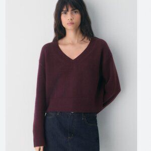 Aritzia - Sunday Best Sugar Sweater